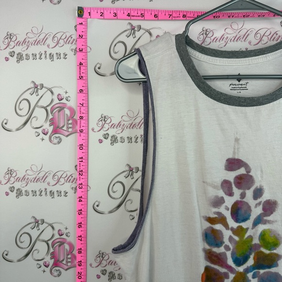 FP Movement Free People White Tank
Multicolor Watercolor Floral Motif shirt - Picture 4 of 15
